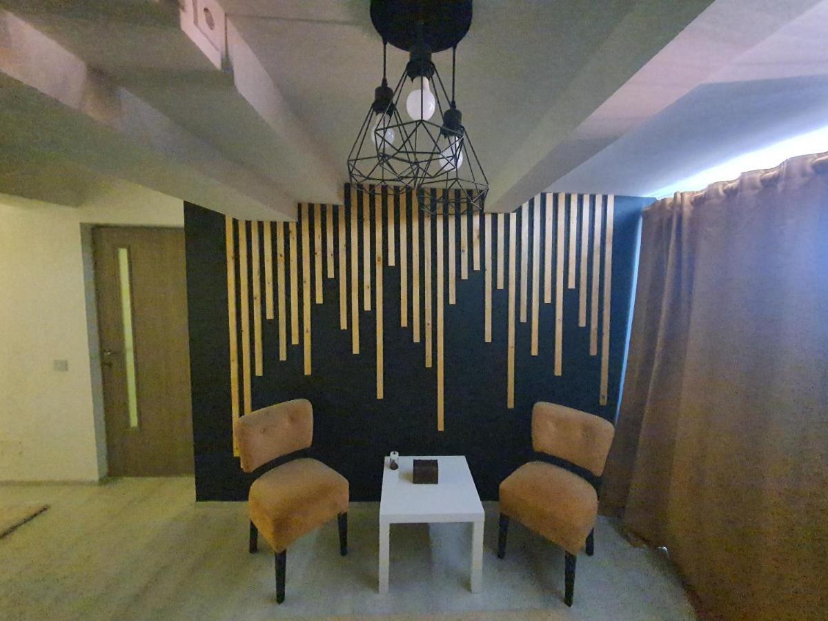 Gmg Residence Targoviste Extérieur photo